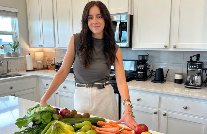 Busy mum saves $120 weekly by prepping 20 nutritious family meals, storing them in the freezer for easy slow-cooker dinners, and bonding with her kids over meal prep.