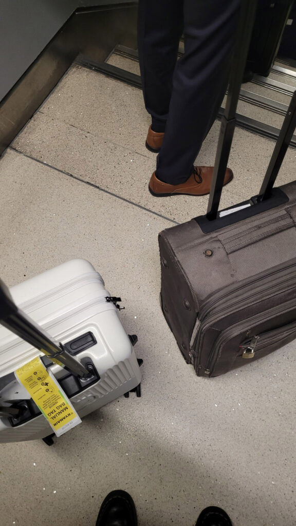 Ryanair passenger Elizabeth Keenan charged €60 after suitcase wheel poked out of sizer, sparking frustration over ‘ridiculous’ baggage fee despite meeting size specs.