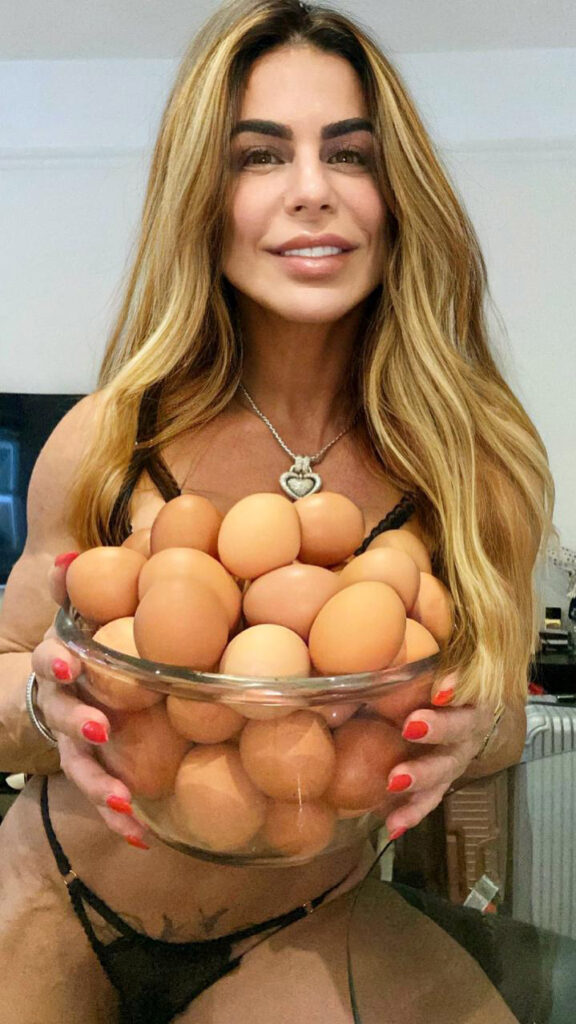 Fitness influencer and 55-year-old gran Andréa Sunshine eats 5,400 eggs a year to stay ripped, even bringing them on dates, spending £2,700 annually on her protein-packed routine.