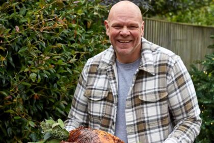 Tom Kerridge's festive BBQ box now costs £280, designed for luxury Big Green Egg BBQs. Critics call it pricey, while fans praise the premium cook-at-home holiday meal.