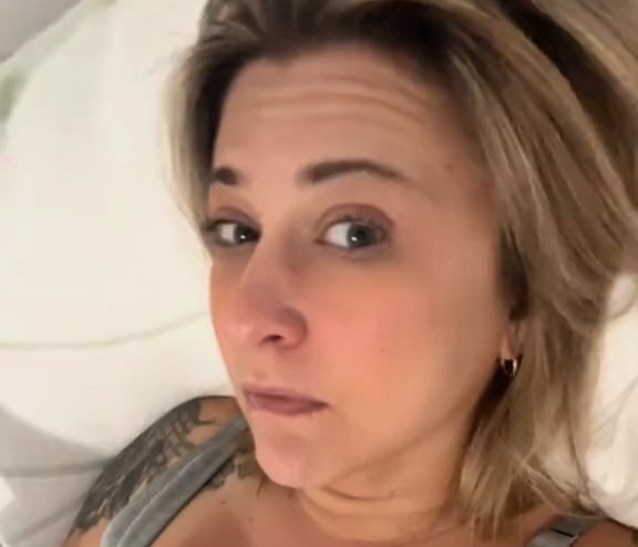 Woman goes viral with 18M TikTok views after trying Amish onion poultice for persistent cough.