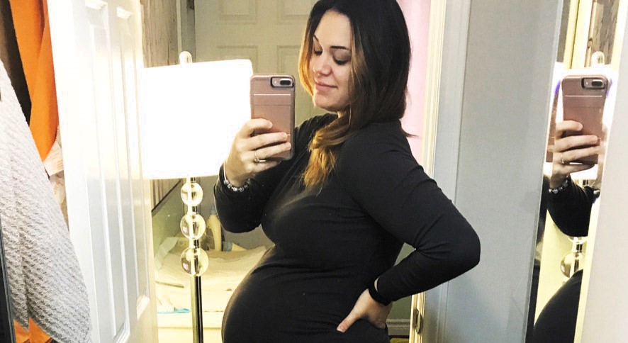 Surrogate Ariel Taylor shares her journey of carrying 5 babies and donating eggs, challenging misconceptions while empowering parents through her platform, Carried With Love.