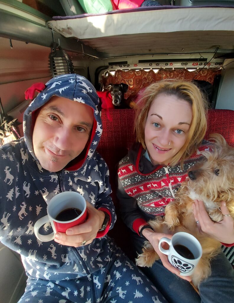 Couple shares their experience of van life during UK winters in a 1991 Ford Transit. From festive dinners to chilly nights, they embrace adventure despite the challenges!