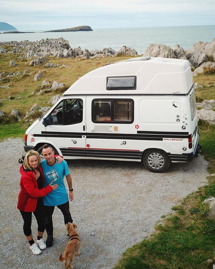 Couple shares their experience of van life during UK winters in a 1991 Ford Transit. From festive dinners to chilly nights, they embrace adventure despite the challenges!