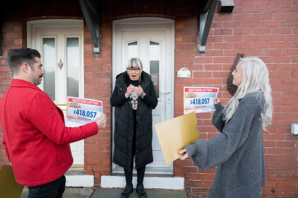 A mum-to-be won £838k in a Christmas lottery, vowing to share half with her parents after a tough year battling cancer and health challenges. A life-changing festive miracle!