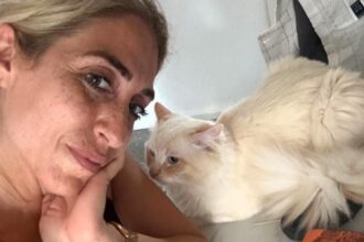 Psychic Sinem Salman and her clairvoyant cat Bonjuk predict 2025 highlights: a royal baby announcement, a new bank holiday, and sporting victory for England.