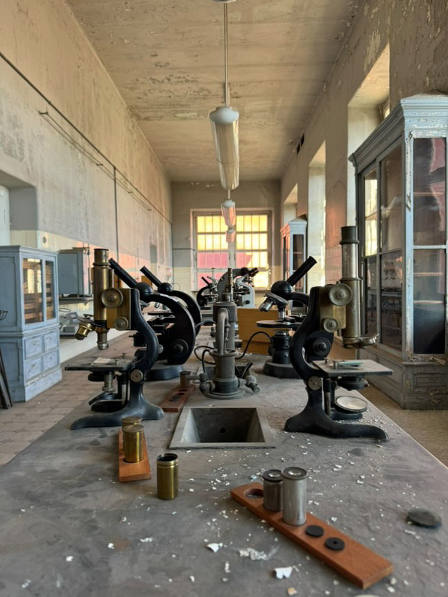 Urban explorer Ben Stevens uncovers a creepy abandoned animal testing lab in Portugal, filled with chemicals, microscopes, and eerie marble autopsy slabs, sparking local ghostly tales.