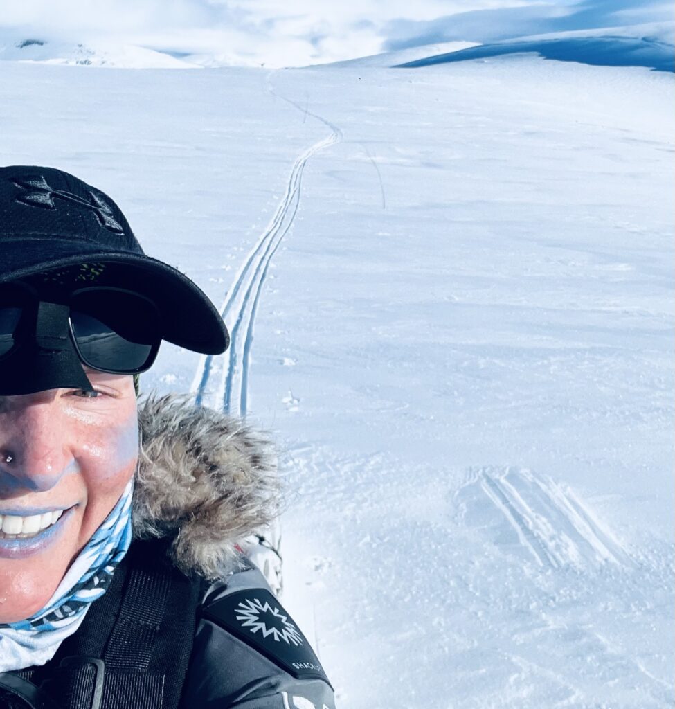 Cat Burford, a 43-year-old dentist from Cornwall, skied 700 miles solo across Antarctica in 53 days, braving -30°C and harsh winds to fulfill her lifelong dream.