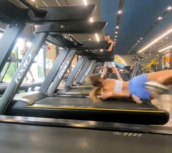 Fitness influencer faceplants a treadmill in viral gym fail, racking up 23M TikTok views. Watch her hilarious mishap and fans' reactions to the clumsy moment!