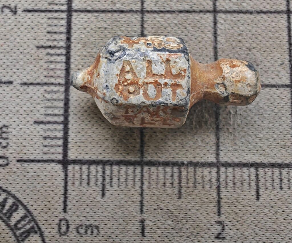 A metal detectorist unearthed a rare WWI-era Put and Take spinner, a gambling game invented in the trenches to offer soldiers relief from war. A unique piece of history!