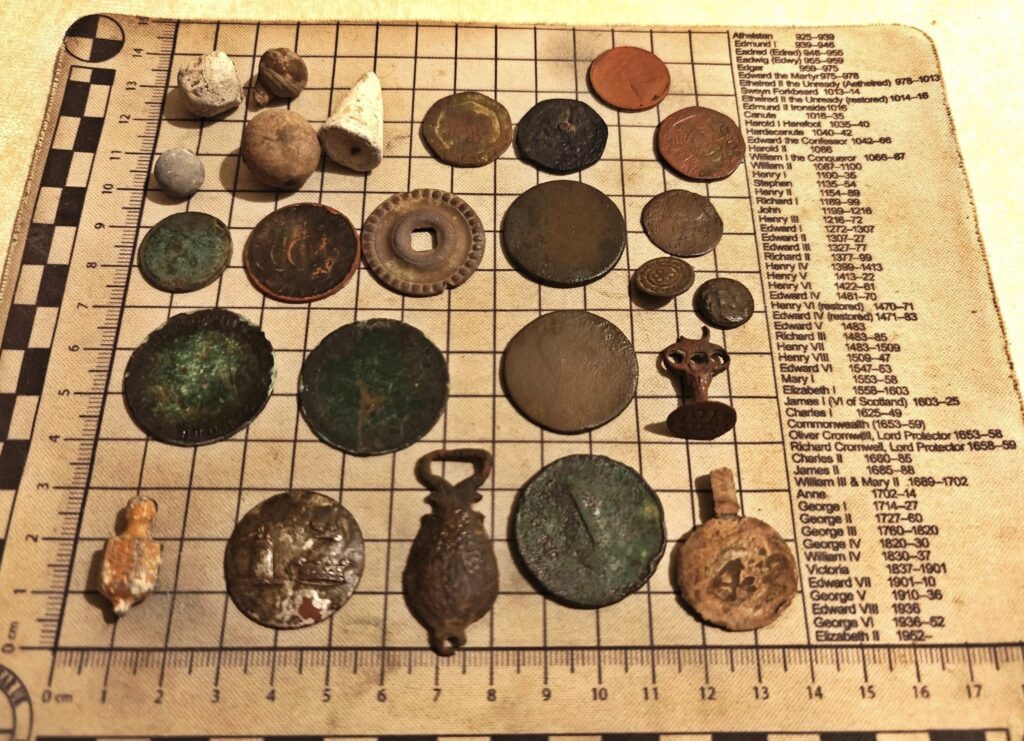 A metal detectorist unearthed a rare WWI-era Put and Take spinner, a gambling game invented in the trenches to offer soldiers relief from war. A unique piece of history!