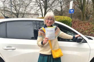 A 74-year-old retired tailor, Linda Ning, has passed her driving test after five months of lessons, decades after failing in the 1970s. Now, she’s ready to hit the road!