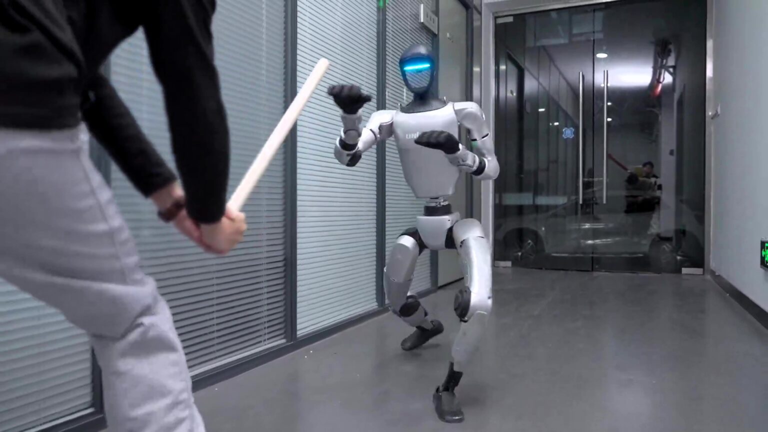 A humanoid robot has wowed viewers with Kung Fu-style moves, performing a Bruce Lee-inspired 720-degree spinning kick - showcasing Unitree Robotics' latest AI-powered advancements.