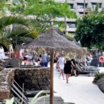 Brits were seen sprinting for sunbeds after queuing an hour at a Lanzarote resort, turning a peaceful holiday morning into a hilarious dash for prime poolside spots.