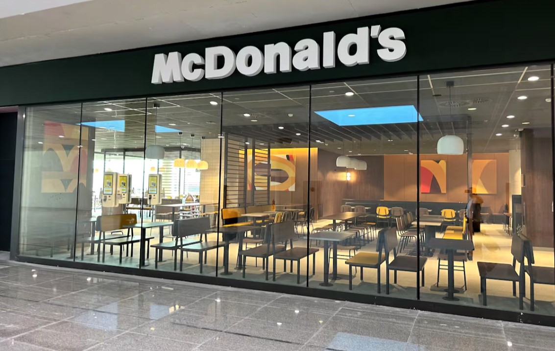 Europe's biggest McDonald's has opened at Palma de Mallorca Airport, just in time for summer - Brits can now grab a Big Mac in the new 10,765 sq ft mega branch.