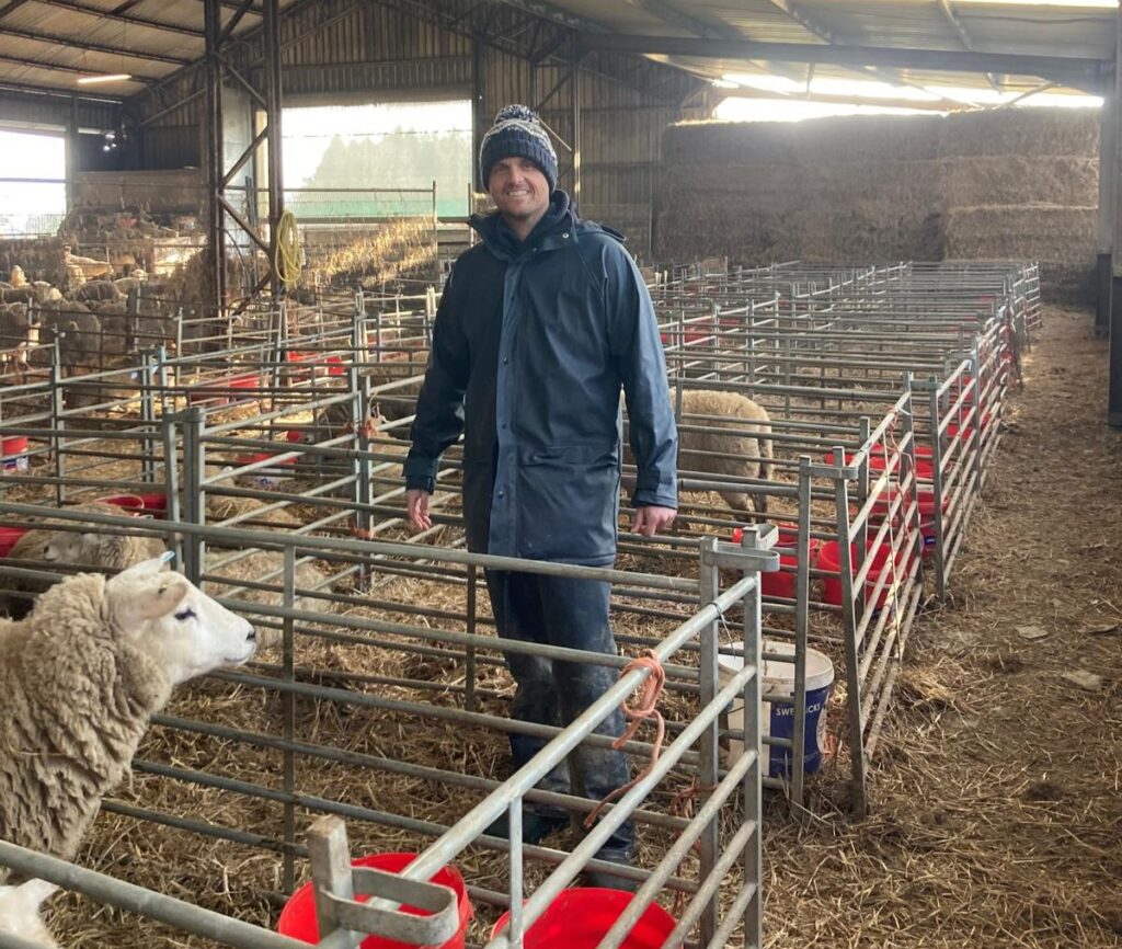 Sheep farmer turned scientist Ben Palmer won £75k for discovering shrimp can manipulate light to form crystals used in eco-friendly whitening products and sunscreens.