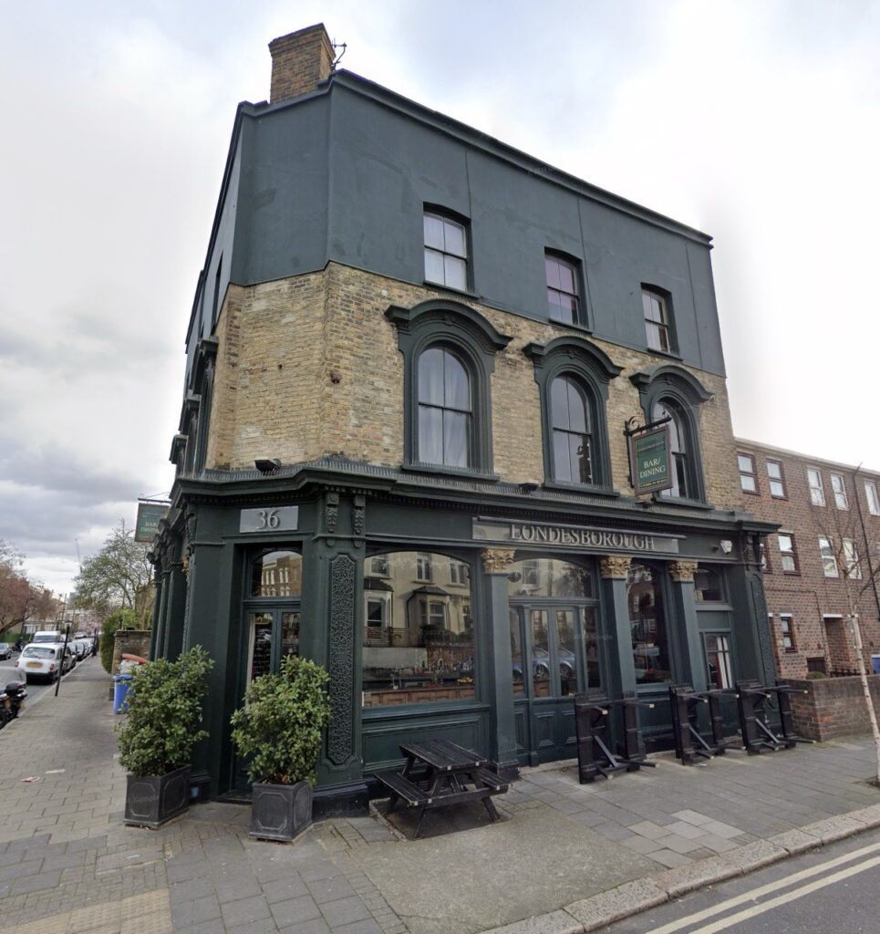 Melanie Blatt’s gastropub faces criticism for reheated dishes and slow service, but her £20 burgers still earn praise from fans at The Londesborough in north London.