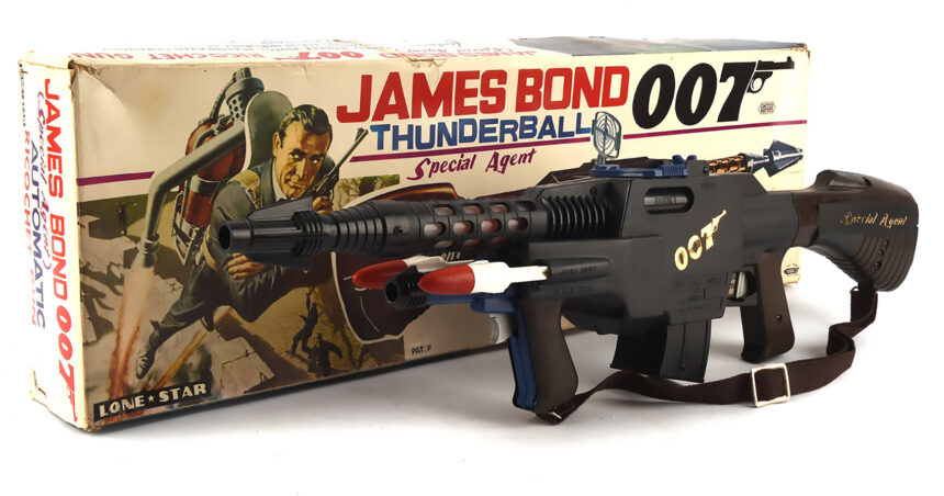 A rare James Bond attaché case with spy gadgets from From Russia With Love is up for auction on May 29, expected to fetch up to £25,000 at Ewbank’s in Surrey.