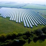 Blenheim Palace, Winston Churchill’s birthplace, now powers over 2,200 homes with its new 7MW solar park, supporting its goal to reach Net Zero by 2027 while boosting biodiversity.