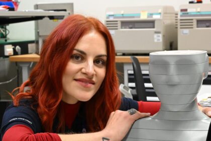 Astronaut Sara García Alonso says space travel accelerates ageing, causing issues like back pain and muscle loss in months. She believes it could help treat ageing on Earth.