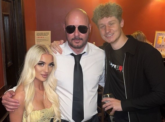 Dozens of fans dressed as Pitbull in bald caps and suits took over a Manchester Wetherspoons before his concert, leaving visitors in stitches over the hilarious Mr Worldwide takeover.