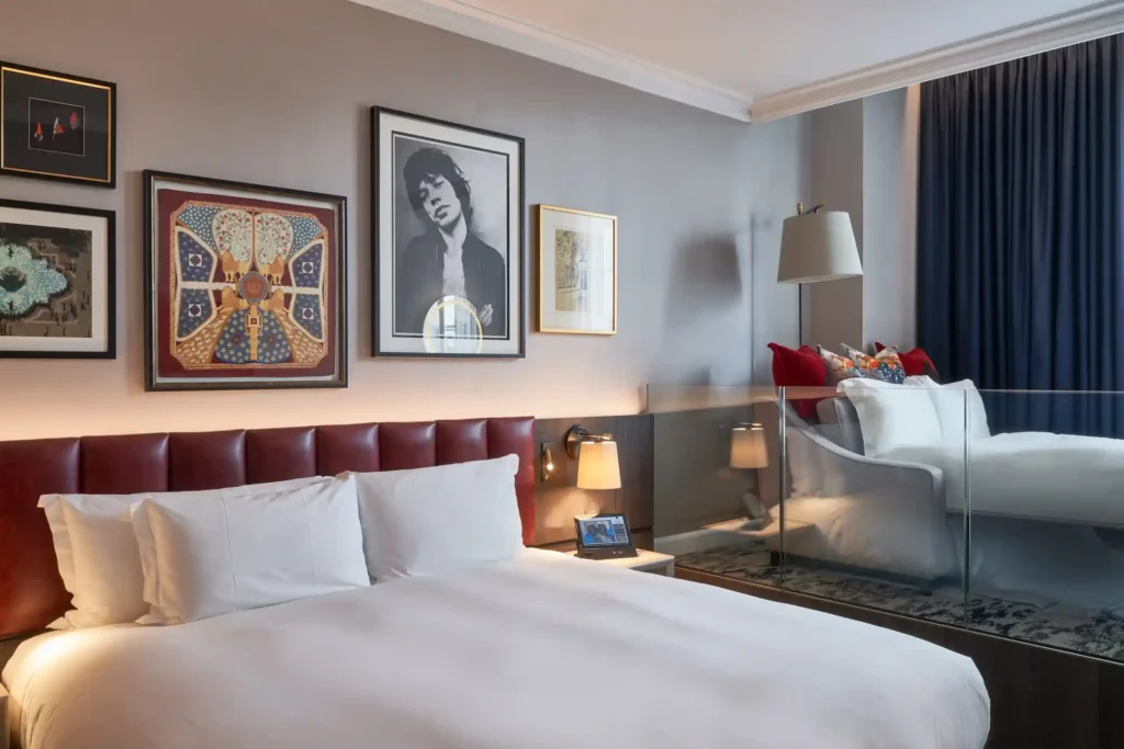 McLaren F1 fans can book a racing-themed Hilton suite in London with simulators, memorabilia, and exclusive perks from £1,800 per night between 8-20 July.