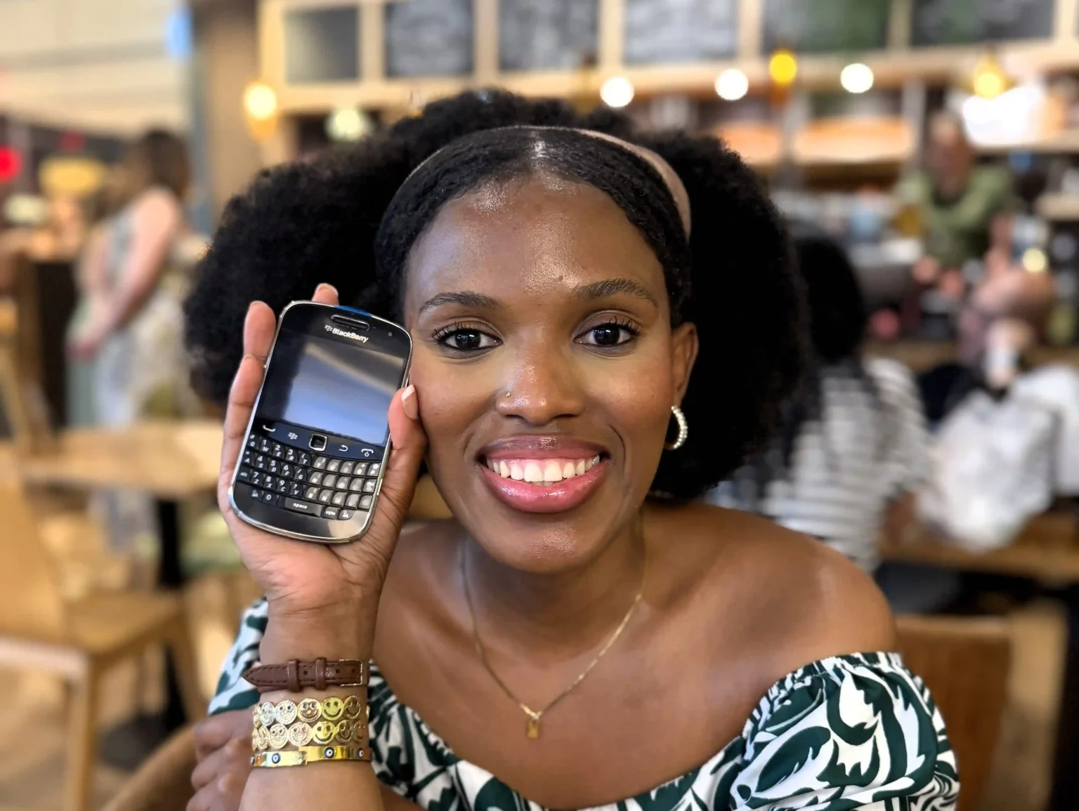 Gen Z influencer swaps iPhone for a Blackberry Bold to escape phone addiction - her viral TikTok sparks a wave of nostalgia and a push for simpler digital lives.