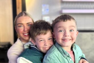 Mum Emma Stretton gives tooth fairy IOUs and digital payments instead of cash, saying it teaches kids about money and keeps up with a contactless world - magic intact.