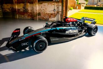 A life-sized replica of Lewis Hamilton’s 2024 F1 car is on sale for £20,000 in Dorset featuring carbon-fibre details, racing slicks and a full cockpit display.