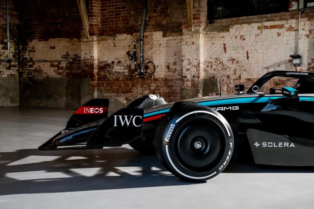 A life-sized replica of Lewis Hamilton’s 2024 F1 car is on sale for £20,000 in Dorset featuring carbon-fibre details, racing slicks and a full cockpit display.
