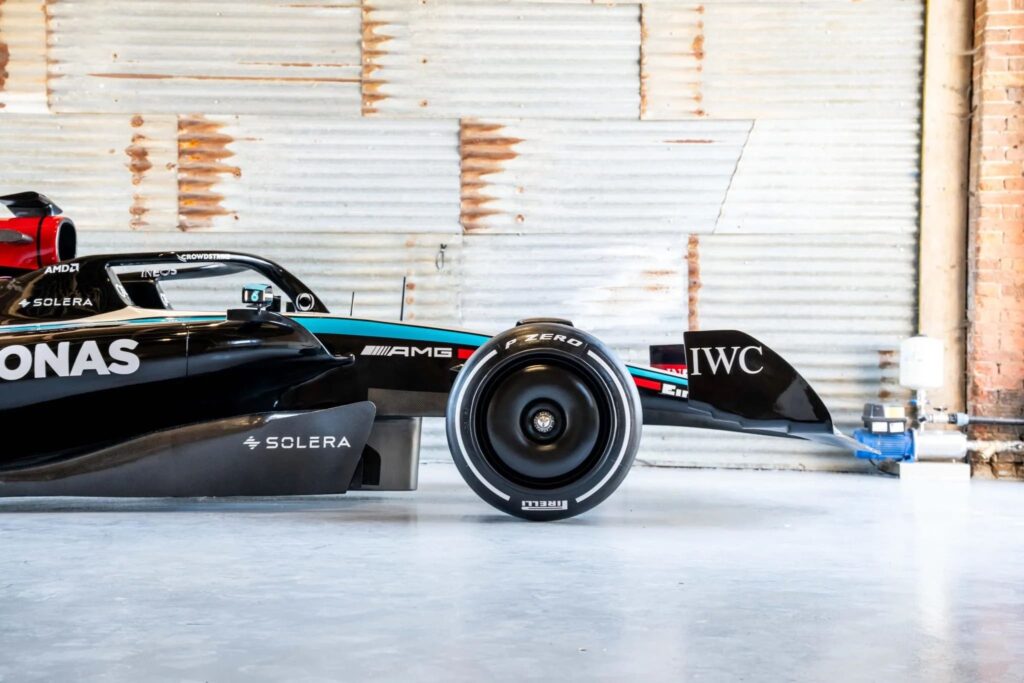 A life-sized replica of Lewis Hamilton’s 2024 F1 car is on sale for £20,000 in Dorset featuring carbon-fibre details, racing slicks and a full cockpit display.