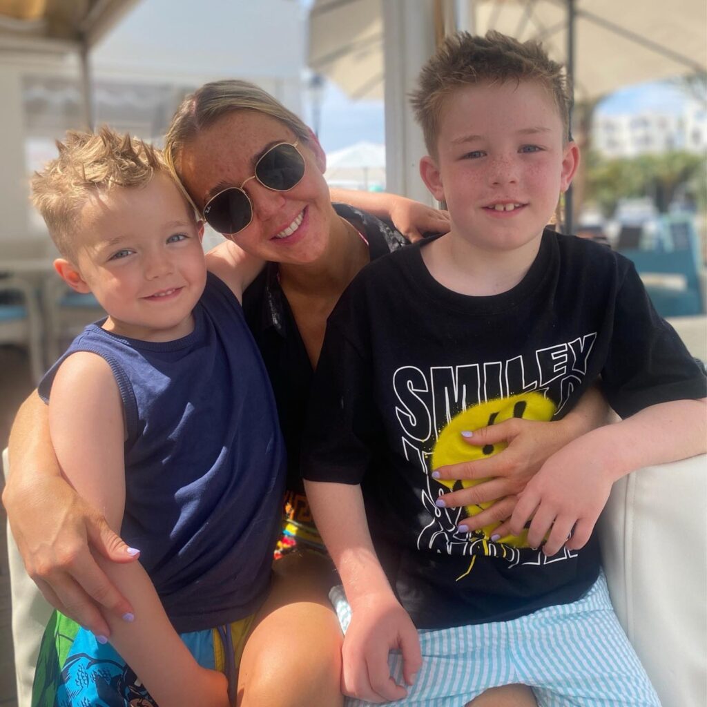 Mum Emma Stretton gives tooth fairy IOUs and digital payments instead of cash, saying it teaches kids about money and keeps up with a contactless world - magic intact.