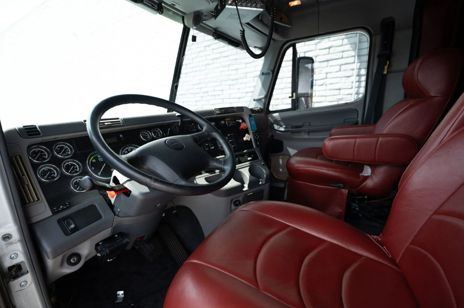 Shaquille O’Neal’s custom RV with a DJ station, arcade game and fireplace is up for grabs after bids hit £63,000 but failed to meet the reserve price.