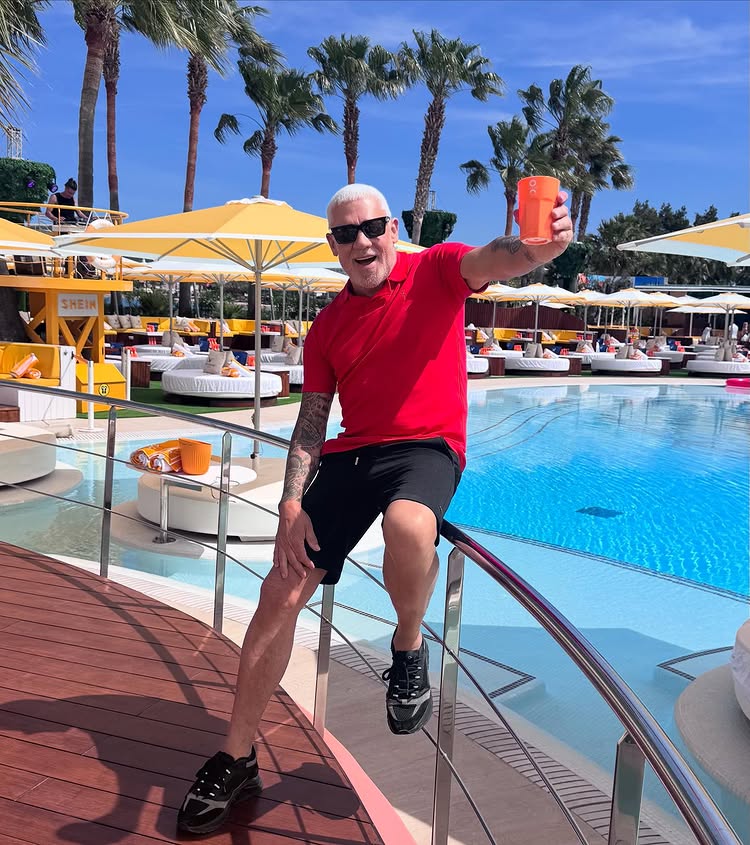 Wayne Lineker’s new Bonito Ibiza hotel opened to mixed reviews, with one guest calling it a “nightmare” over delays and poor room conditions, while others praised the staff.