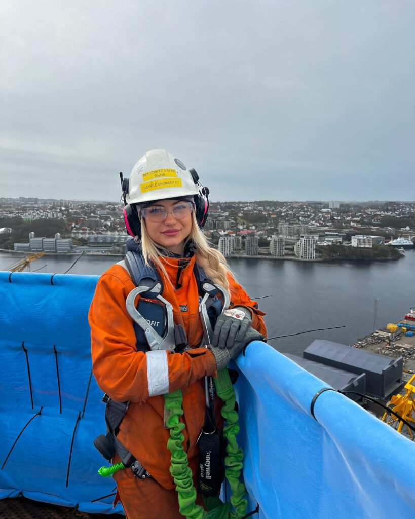 Make-up loving offshore electrician Benedikte Vatne stuns with her unique career. Working just 17 weeks a year, she embraces glam and grit while thriving at sea.