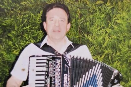 World's largest private accordion collection with 750 rare instruments, from 19th century flutinas to digital models, could fetch £250,000 at Belfast auction.