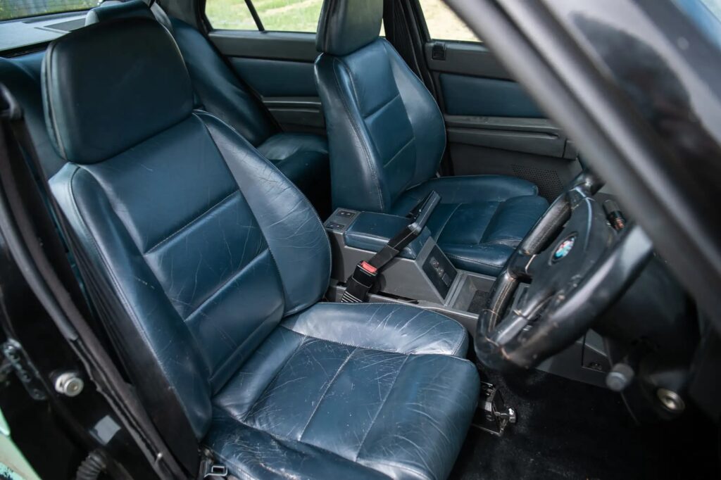 Jeremy Clarkson’s £450 Alfa Romeo from Top Gear is up for auction at £15,000, complete with Skoda Green paint, TV battle scars, and no MOT since 2017.