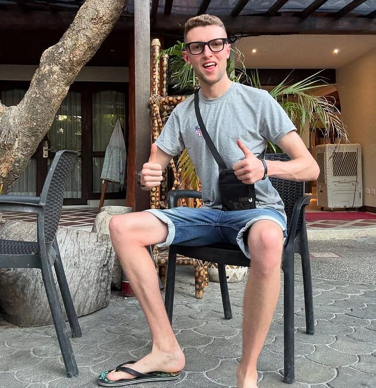 A British expat in Benidorm warns tourists of a rising roadside robbery scam in Spain and urges drivers never to pull over for strangers on highways to avoid being targeted.