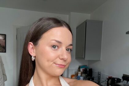 Emma Colbourne took a £110 solo day trip to sunny Palma, squeezing in culture, shopping and a beach dip during 8.5 joyful hours before flying home the same night.