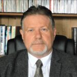 Ex-cop turned UFO expert urges Trump to disclose alien truth to unite world amid conflict, warning delay could spark panic as pressure mounts with new whistleblowers.