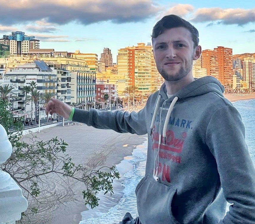 A Brit living in Benidorm reveals three shocks since moving: ultra-cheap prices, wild party scenes year-round, and unforgettable characters that make the city unique.