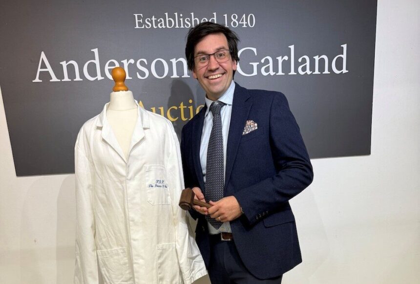 Princess Diana’s unwashed lab coat from a 1992 factory visit, left behind the day her separation was announced, has sold for £4,500 after decades hidden in a wardrobe.