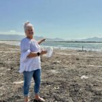 A love note in a wine bottle from Canada washed ashore in Ireland after 13 years and 300,000km - revealing Anita and Brad are now happily married in Newfoundland.