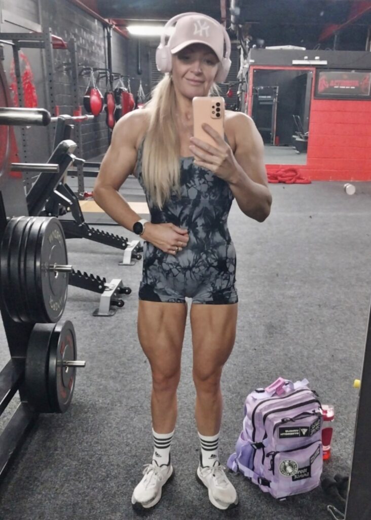 Bodybuilding mum Lyndsey Kelly reveals fitness journey that shed nearly four stone and turned back the clock, with fans saying she looks a decade younger and full of life.