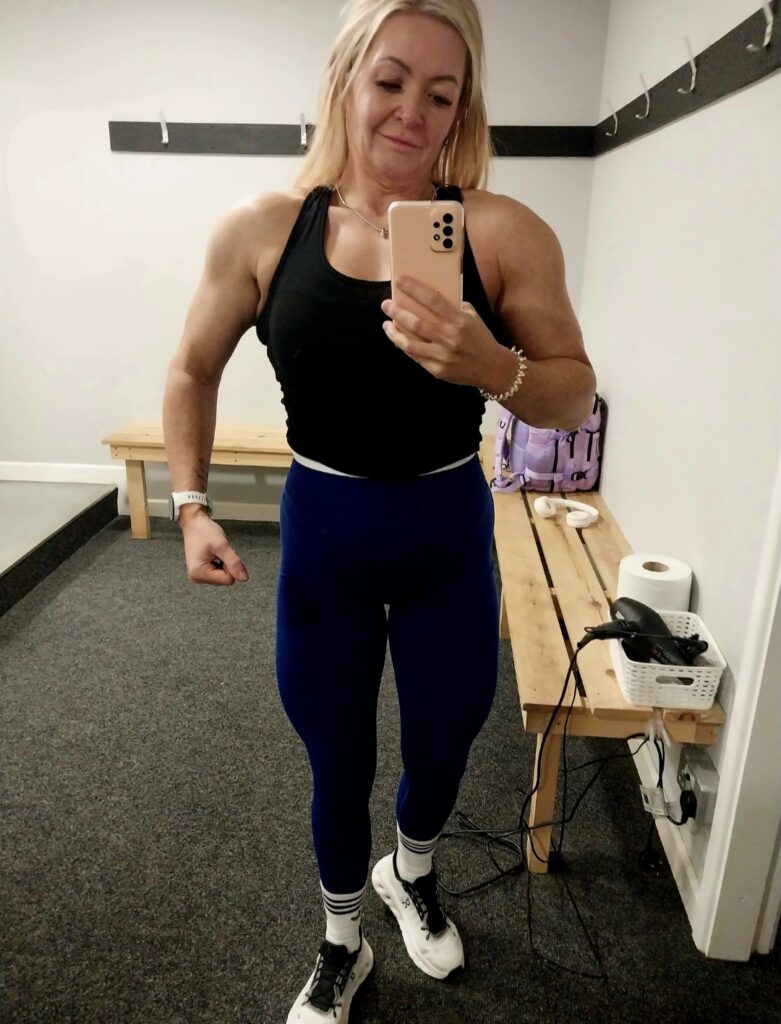 Bodybuilding mum Lyndsey Kelly reveals fitness journey that shed nearly four stone and turned back the clock, with fans saying she looks a decade younger and full of life.