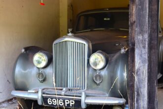 A rare 1950 Bentley Mark VI, hidden in a barn for 30 years and still bearing its original interior, is heading to auction without reserve in Buxton on 30 July.