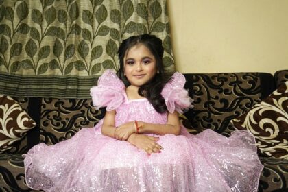 Aboli Jarit, 3ft 4in tall due to renal rickets, wears nappies and is often mistaken for a toddler - but she’s now a singer, model, and inspiration with 33k Instagram fans.