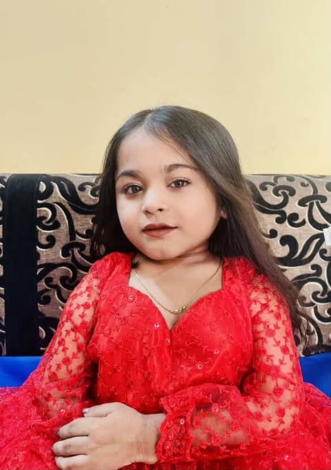 Aboli Jarit, 3ft 4in tall due to renal rickets, wears nappies and is often mistaken for a toddler - but she’s now a singer, model, and inspiration with 33k Instagram fans.