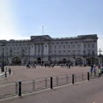 The Royal Family is hiring a senior gardener for £32,000 a year with free lunch and accommodation at Buckingham Palace to maintain 39 acres of historic gardens.