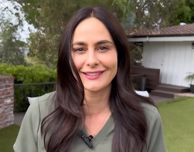 Sofia Vergara's cousin Mariana wows fans with viral pimple popping video – licensed aesthetic expert shares skincare tips and “satisfying” spot removals online.